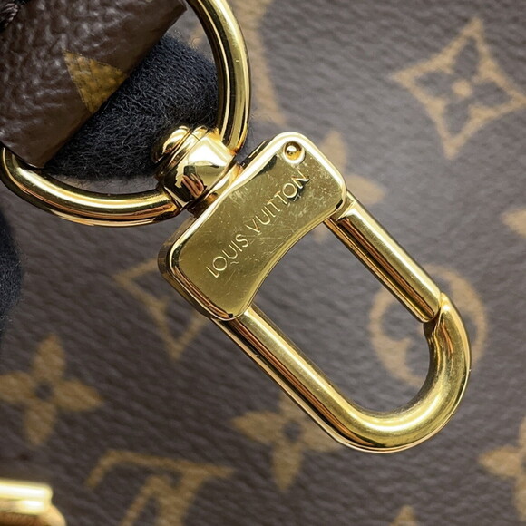 LOUIS VUITTON Brown Monogram Shoulder Bag - Picture 15 of 16